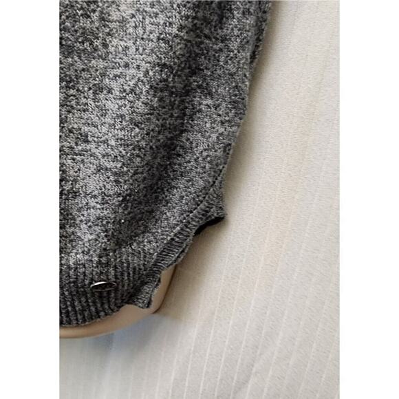 American Eagle Long Sleeve Oversized Sweater Gray Womens Pullover Knit S/P - Picture 8 of 9